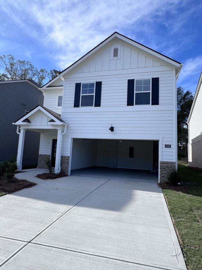 Building Photo - 6092 Knickerbocker Street