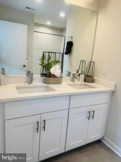 Building Photo - 3012 Beachview Ln