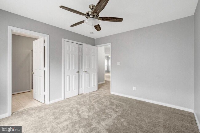 Building Photo - 26161 Rachel Hill Dr