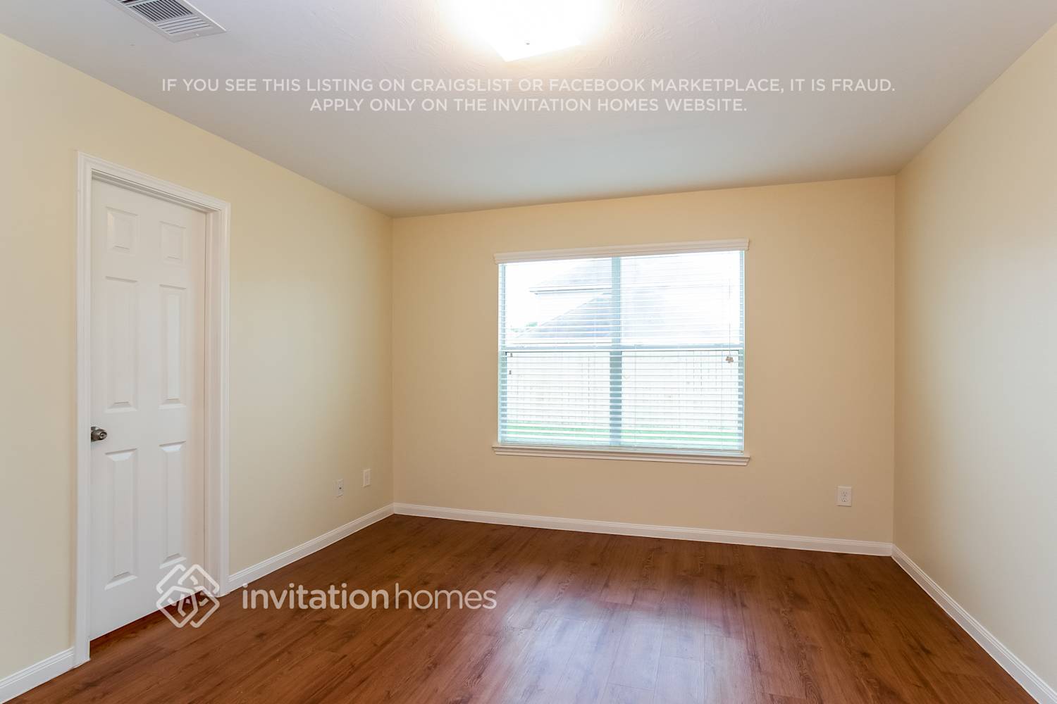 Building Photo - 18715 Dennington Dr