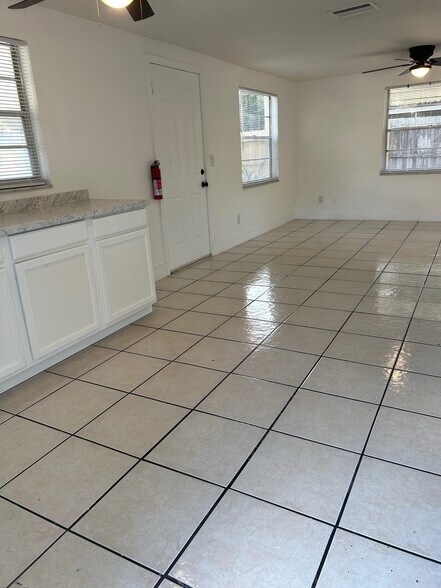 Building Photo - 38825 C Ave