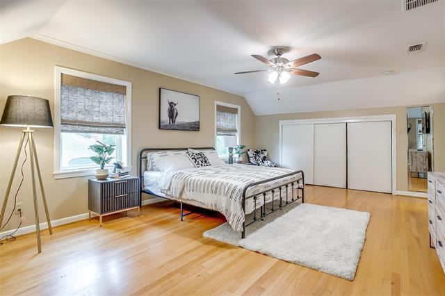 Building Photo - 1505 N Riverside Dr