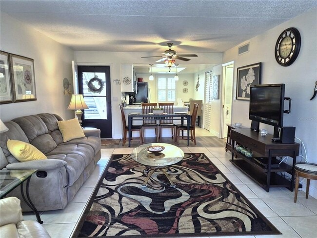 Building Photo - 107 Windward Pl