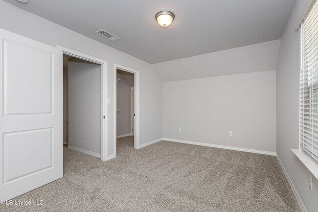 Building Photo - 14180 Sanctuary Trails Dr