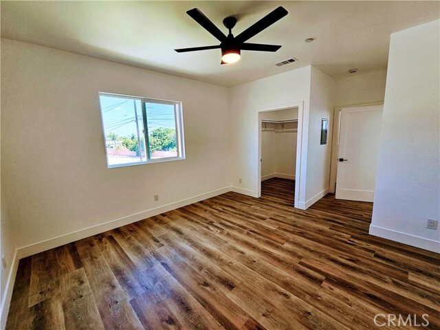 Building Photo - 5016 N Bentree Cir