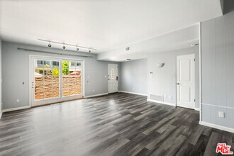 Building Photo - 13219 Fiji Way