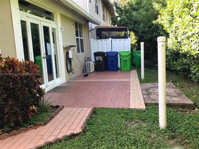 Building Photo - 5500 NW 90th Terrace