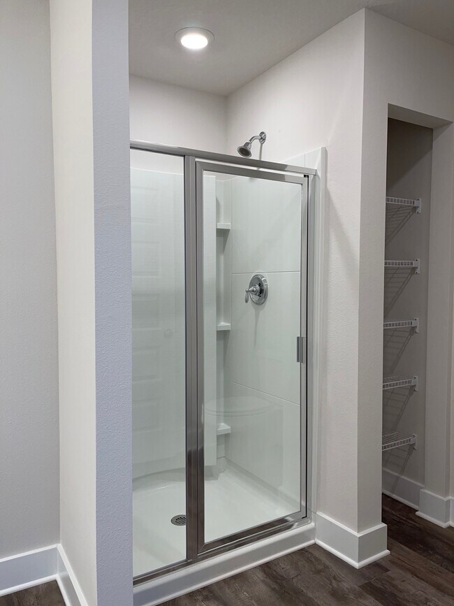 Building Photo - 1630 Iroquois Ct