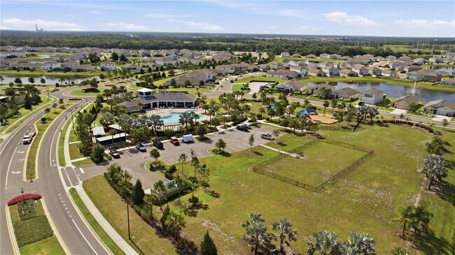 Building Photo - 10622 Eustis Dr
