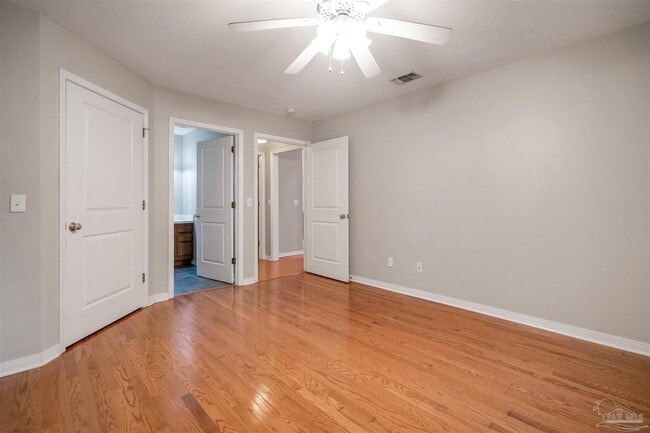 Building Photo - 9150 Stillbridge Ln
