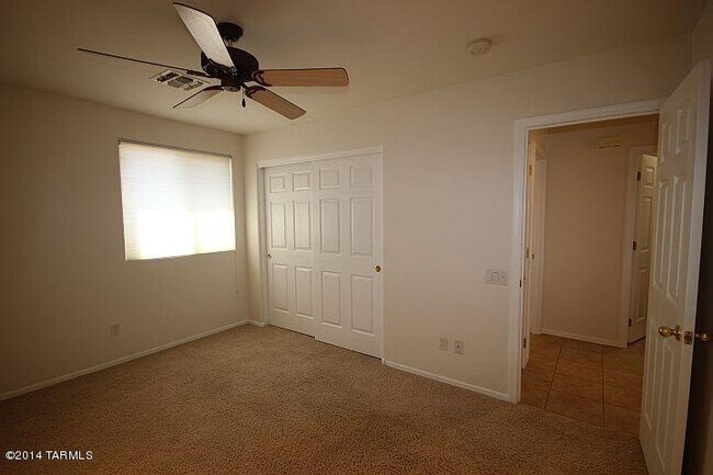 Building Photo - 8851 N Palo Verde Bluffs Pl