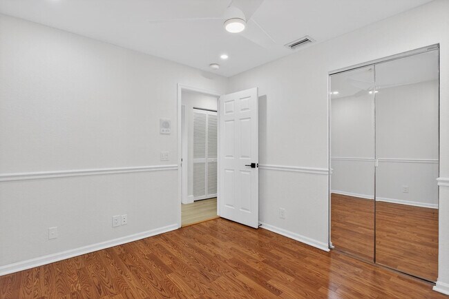 Building Photo - 1012 Fairfield Meadows Dr