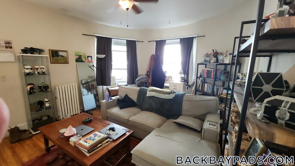 Building Photo - 1091 Boylston St