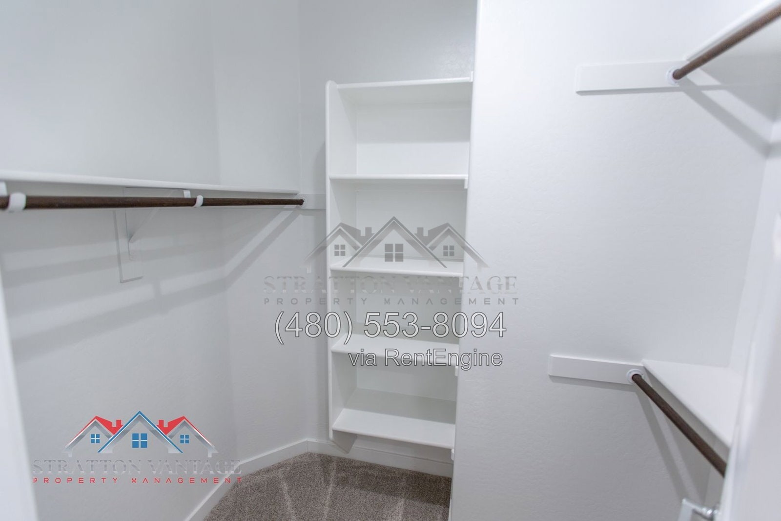 Building Photo - 4029 E Amoroso Dr