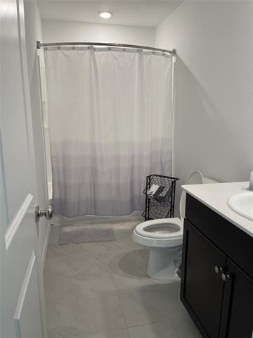 Building Photo - 2636 Kingsman Dr
