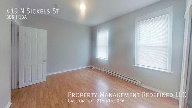 Building Photo - 419 N Sickels St
