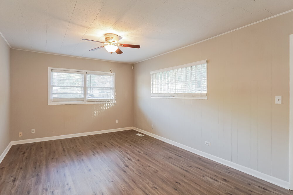 Building Photo - 216 Westwood Dr