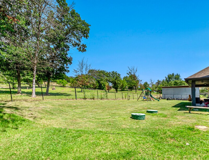 Building Photo - 407 Dill Rd