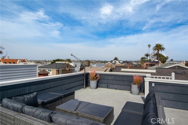 Building Photo - 327 Anade Ave