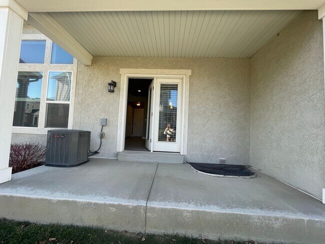 Building Photo - Move-In Ready Home in the Heart of Sandy