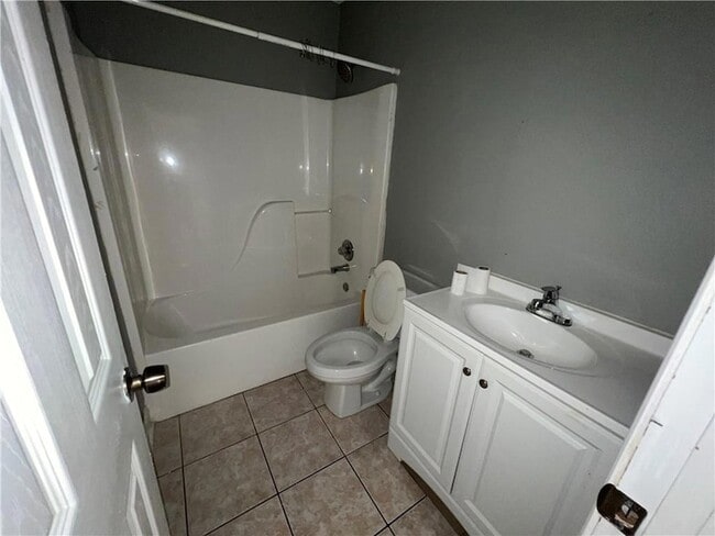 Building Photo - 5620 4th St