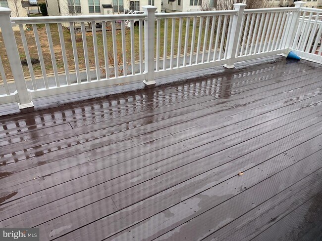 Building Photo - 2816 Admiral Ridge Rd