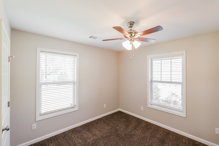 Building Photo - 16355 Pottery Ln