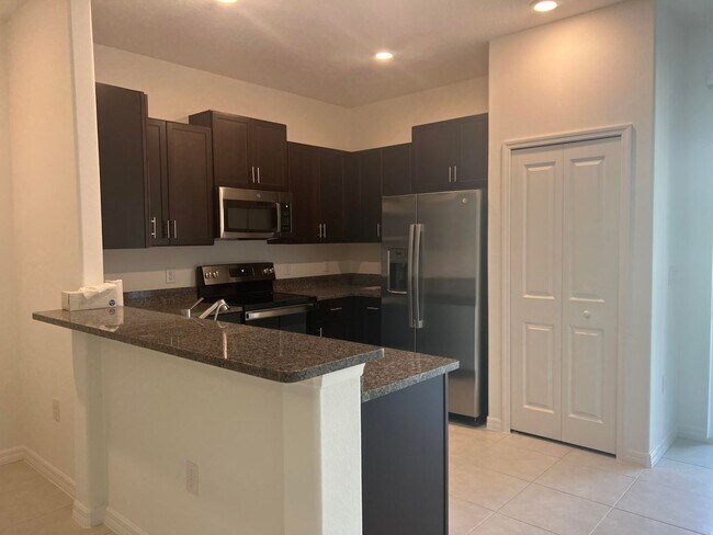 Building Photo - 14442 Editors Note St