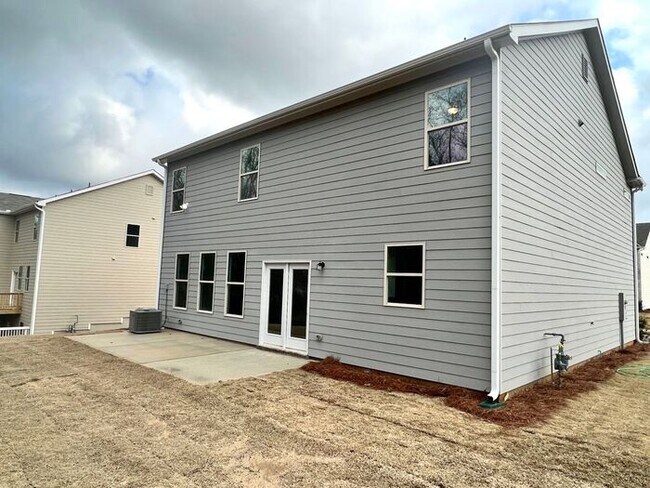 Building Photo - 229 Hellen Vly Dr