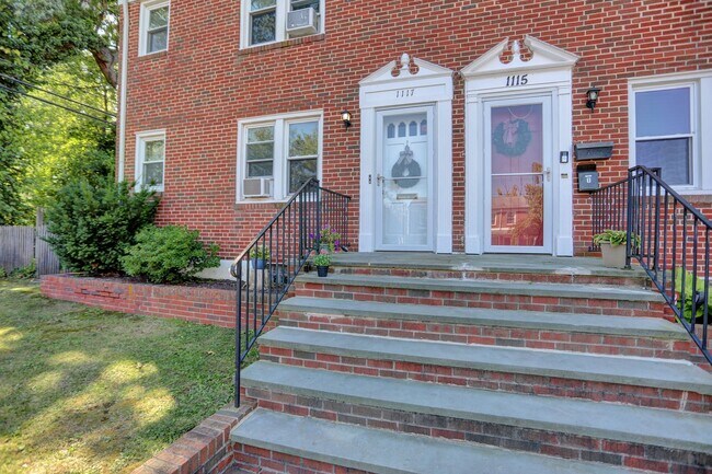 Building Photo - Cedarcroft Property