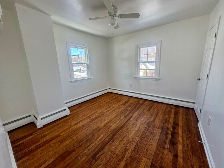 Building Photo - 230 Church St