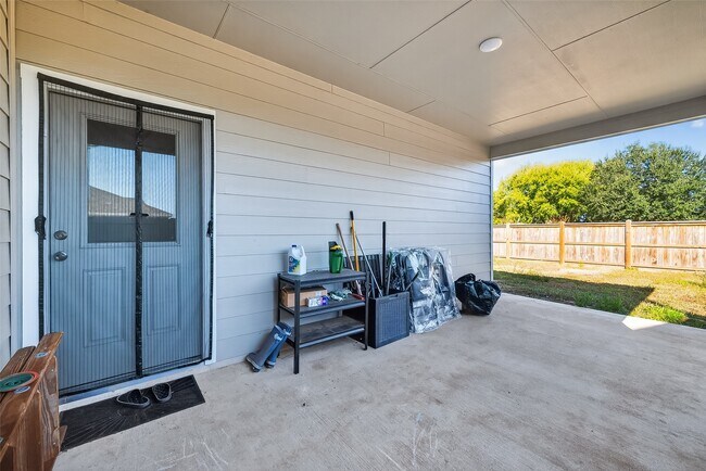 Building Photo - 3318 Brushy Marsh Dr