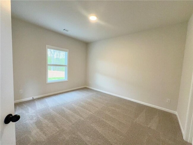 Building Photo - 2145 Valley Ct