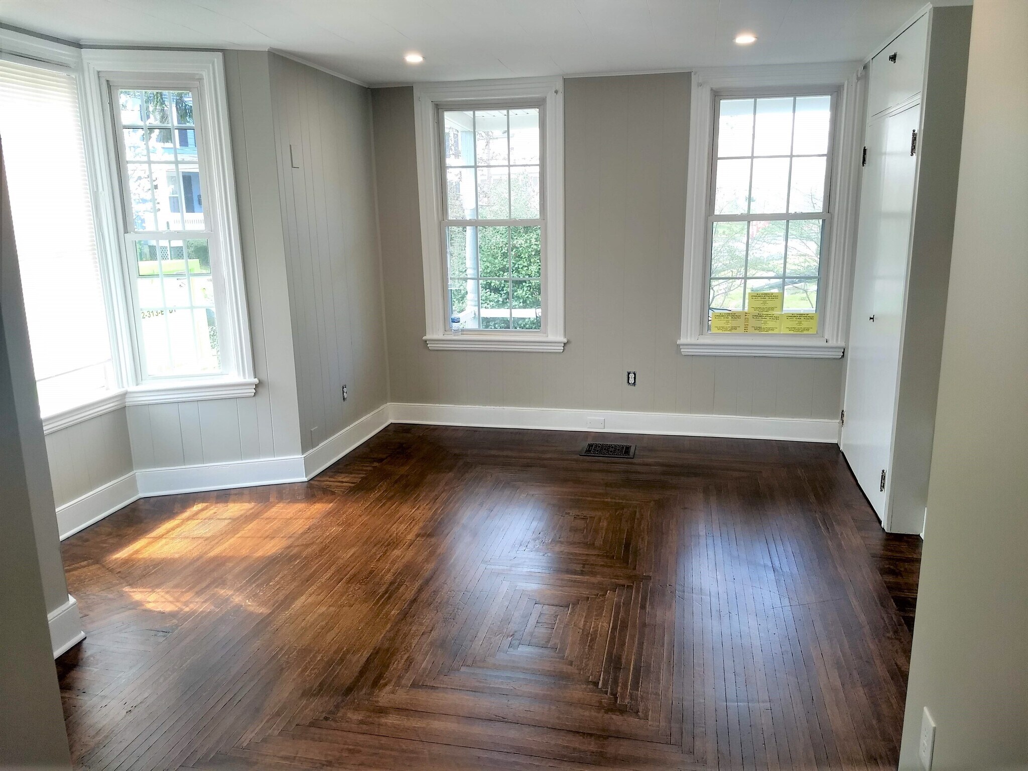 Building Photo - 215 Stockton St