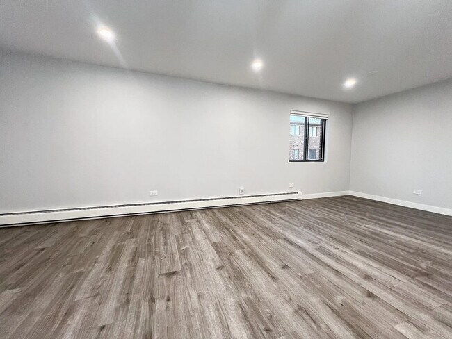 Building Photo - 6 Parkside Ct
