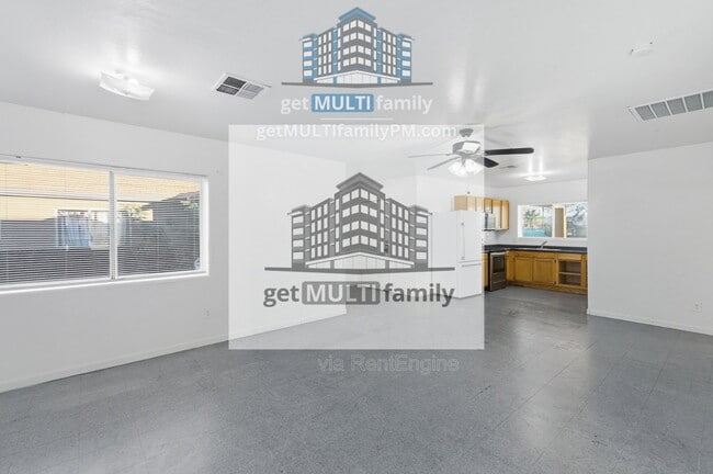 Building Photo - 1228 E Apache St