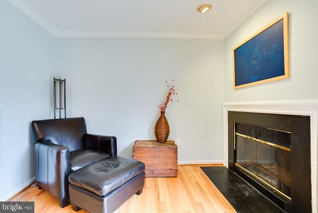 Building Photo - 12867 Mill House Ct