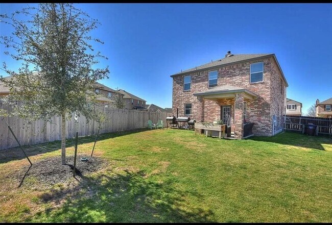 Building Photo - 2950 E Old Settlers Blvd