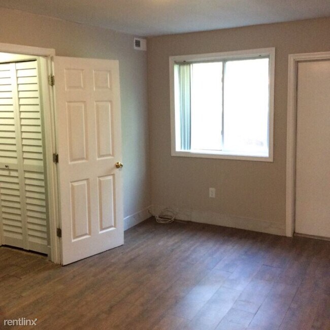 Building Photo - 1 br, 1 bath Condo - 17 WATER STREET 30 Un...