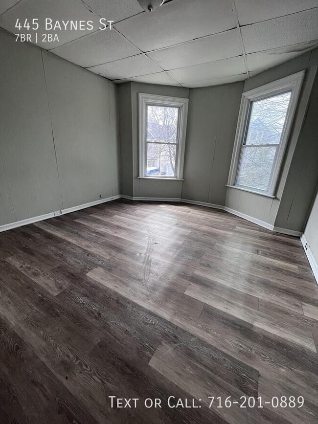 Building Photo - 445 Baynes St