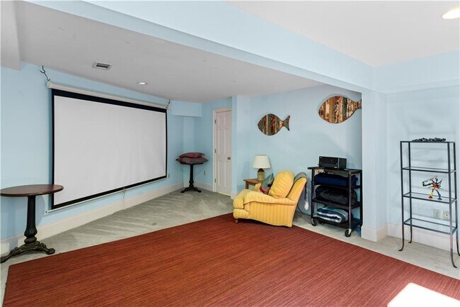 Building Photo - 979 Springdale Rd NE