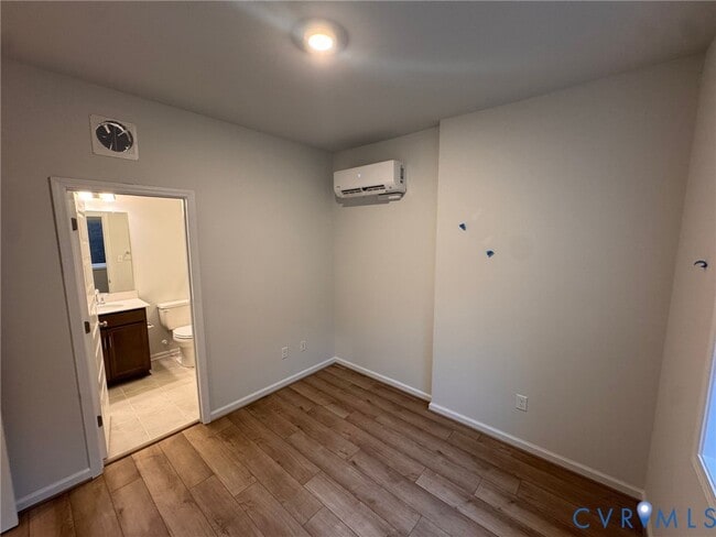 Building Photo - 112 Avenda Ln