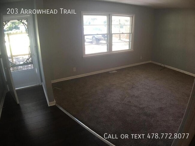 Building Photo - 203 Arrowhead Trl