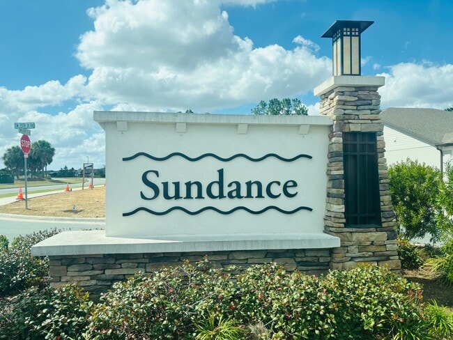 Building Photo - Stunning 3/2 in 55+ Stone Creek - Will rent quick