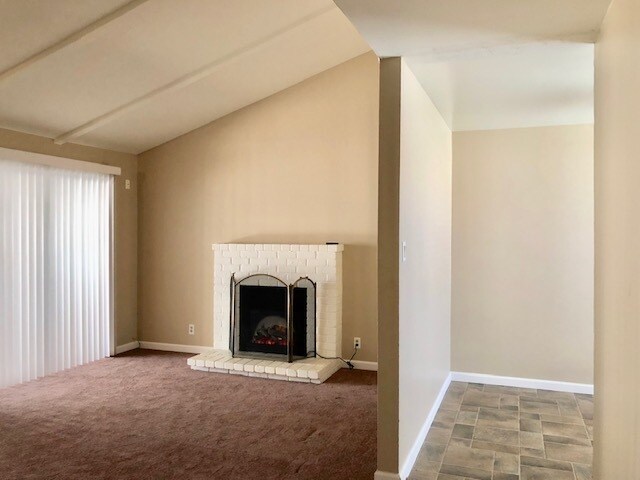 Building Photo - 1992 Bandoni Ave