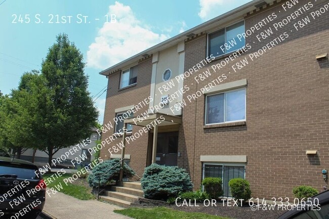 Building Photo - 245 S 21st St