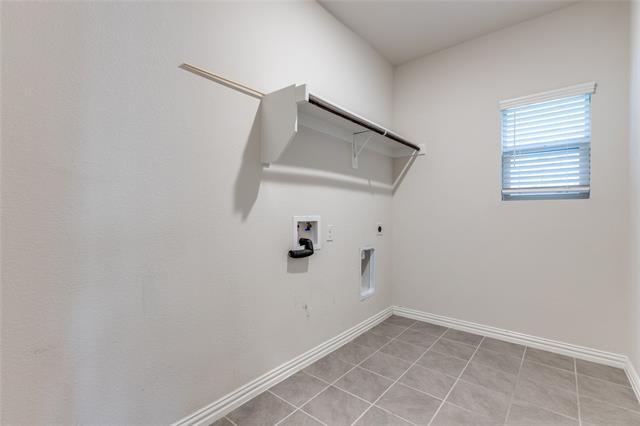 Building Photo - 226 Stonebrook Trl