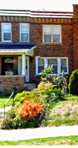 Building Photo - 432 Belmont Ave