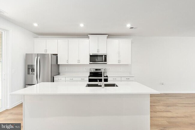 Building Photo - 2514 Neabsco Common Pl