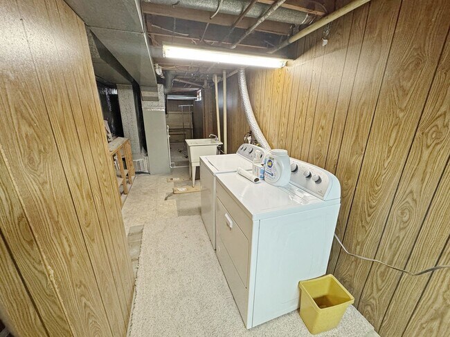 Building Photo - 1482 Harding St NW